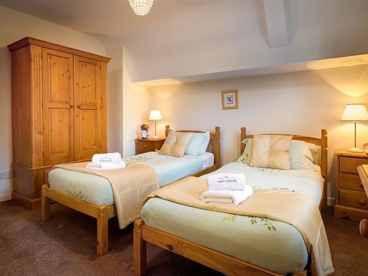 Priory Lodge, listing photograph 12