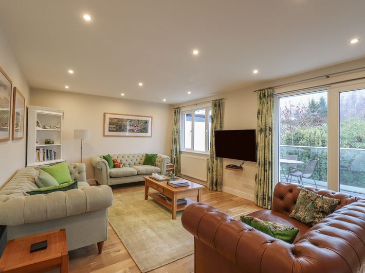 Hillhead, listing photograph 3