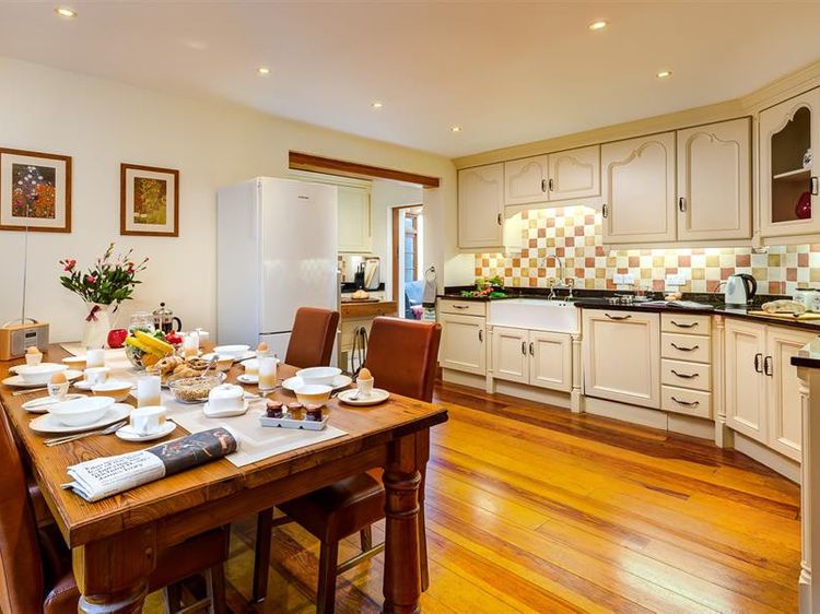 Silver Howe, listing photograph 7