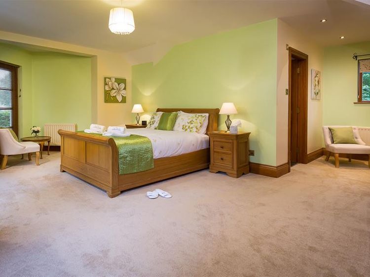 Silver Howe, listing photograph 10