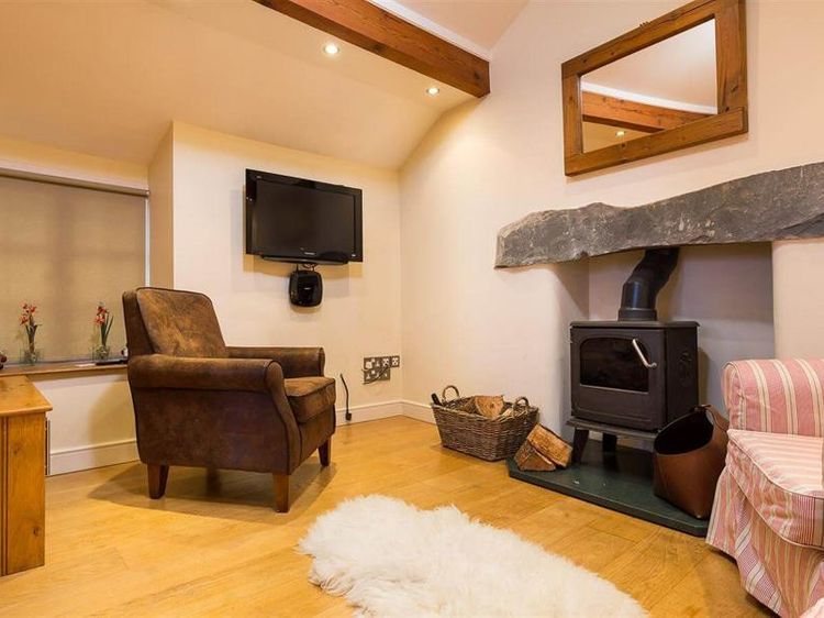 Ivy Cottage, listing photograph 2