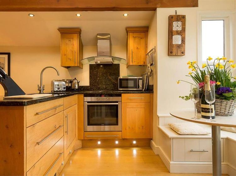 Ivy Cottage, listing photograph 3