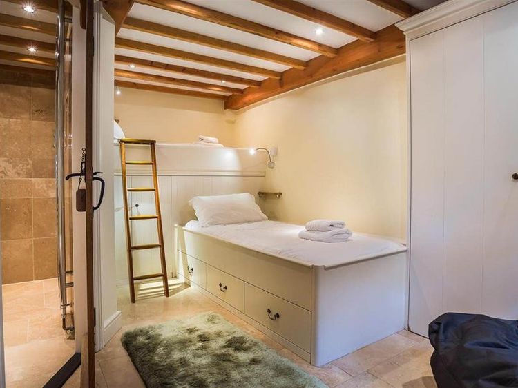 Ivy Cottage, listing photograph 12
