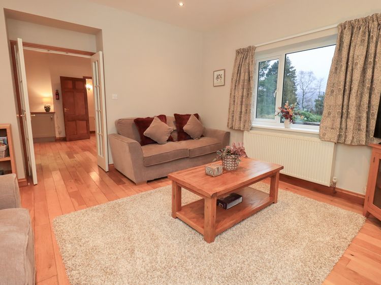 Fairfield Cottage, listing photograph 4