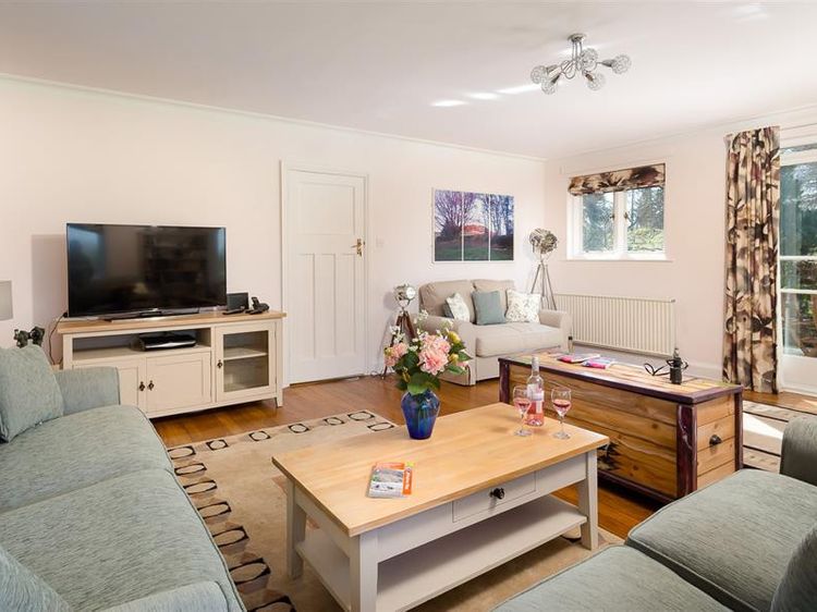 Juniper Cottage, listing photograph 5