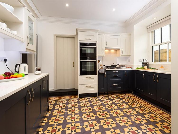 Ben House, listing photograph 9