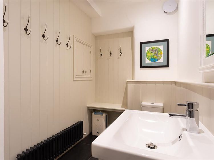 Ben House, listing photograph 12