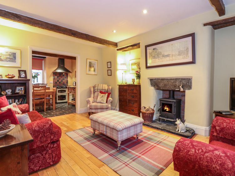 Charlottes Cottage, listing photograph 3