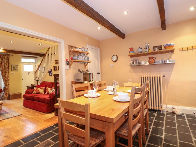 Charlottes Cottage, listing photograph 9