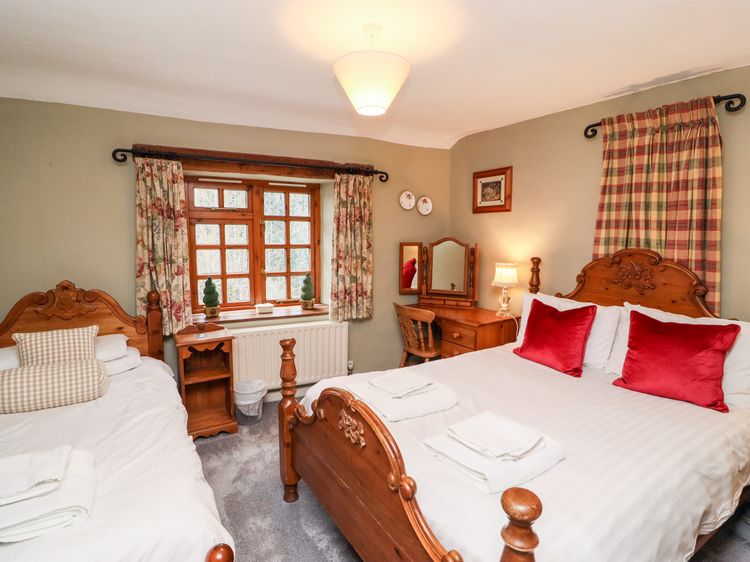 Gunpowder Cottage, listing photograph 10