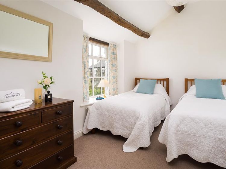 Camellia Cottage, listing photograph 12