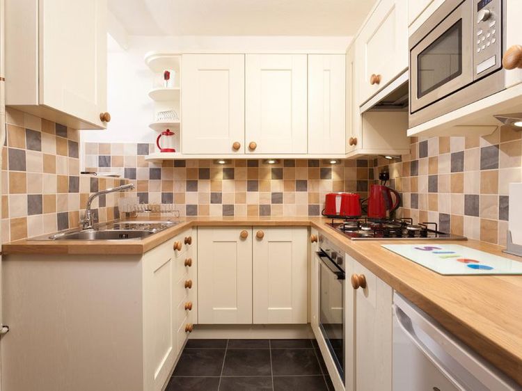 Stone Cottage at Staveley, listing photograph 7
