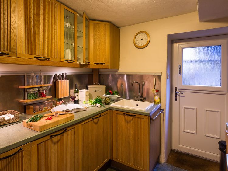 Burrow Cottage, listing photograph 5