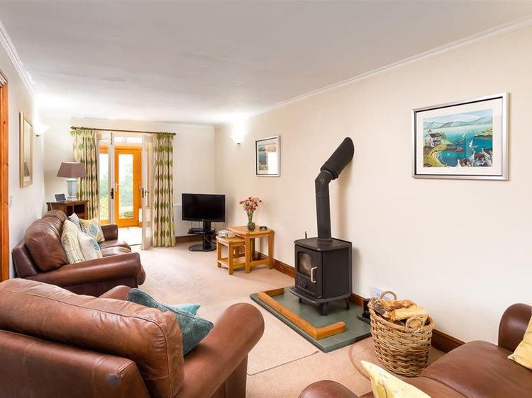 Garden Cottage At Coniston, listing photograph 3