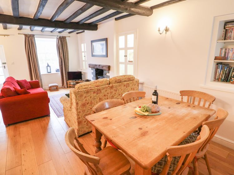 Weir Cottage, listing photograph 8