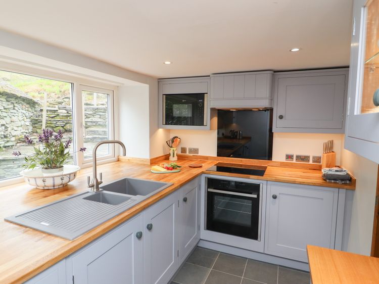 Weir Cottage, listing photograph 10
