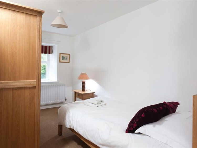 Pollys Cottage, listing photograph 11