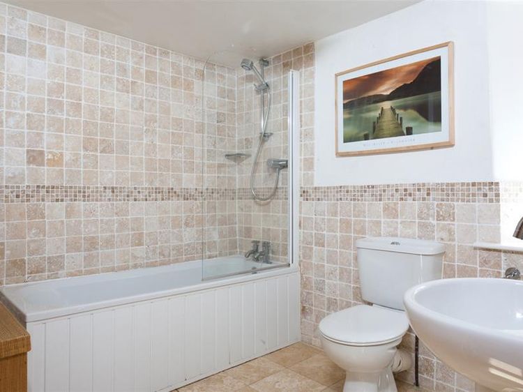Pollys Cottage, listing photograph 12