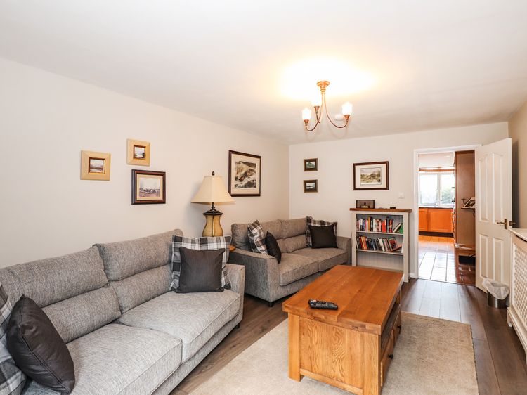 Candleberry Cottage, listing photograph 2