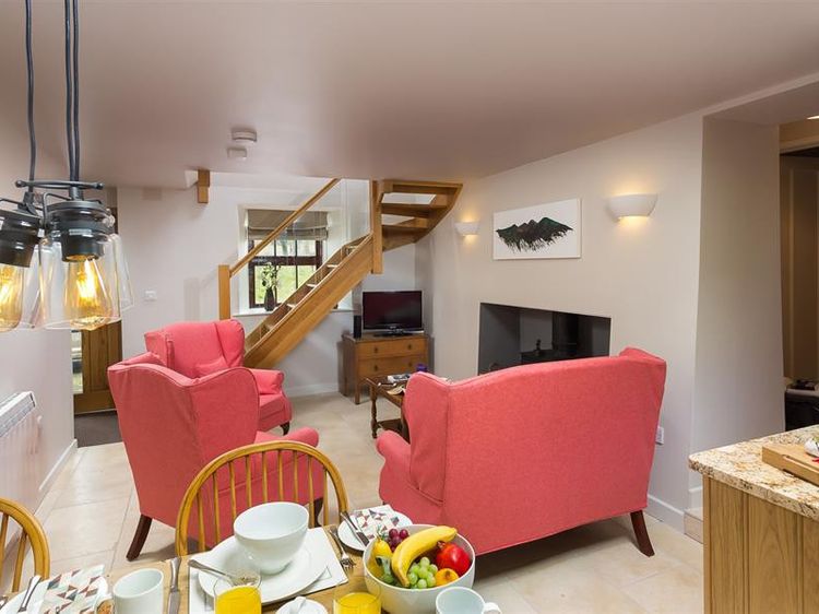 Barn Cottage, listing photograph 2