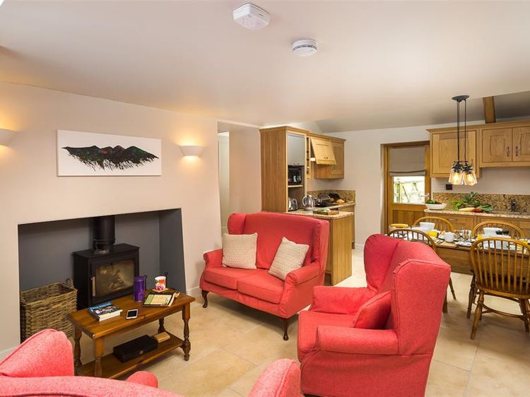 Barn Cottage, listing photograph 3