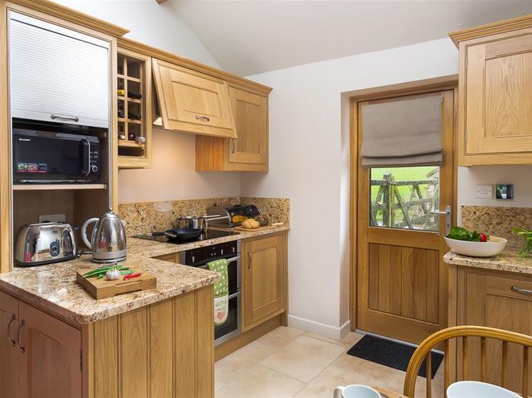 Barn Cottage, listing photograph 4