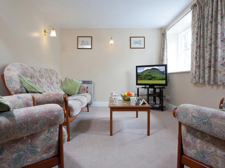 Low Croft Cottage, listing photograph 3