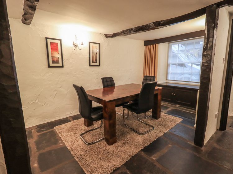 Birchcroft, listing photograph 10