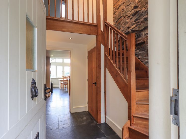 Foxdene Cottage, listing photograph 2