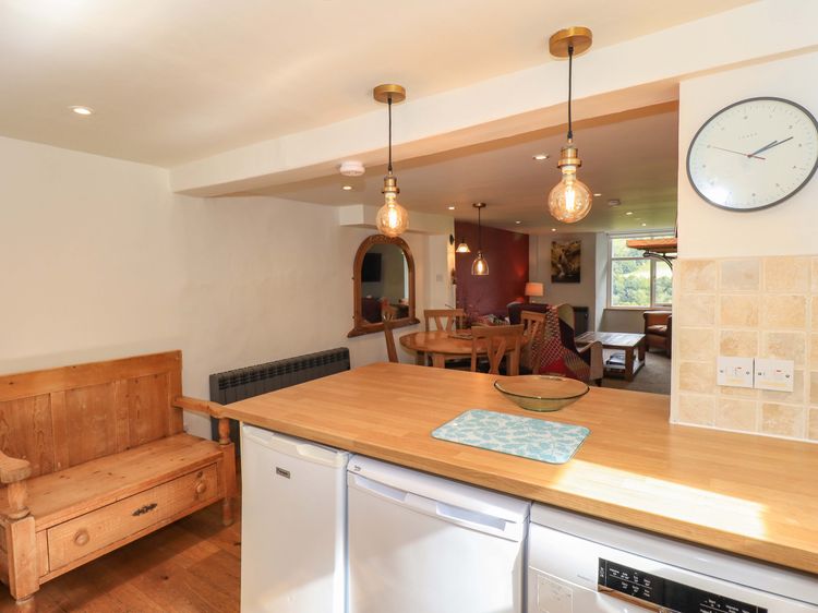 Boxwood Cottage, listing photograph 11