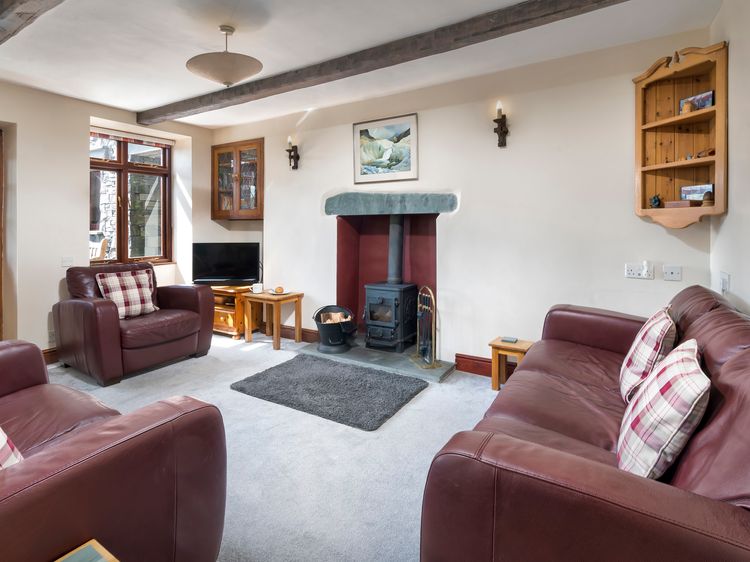 Fieldmouse Cottage, listing photograph 3