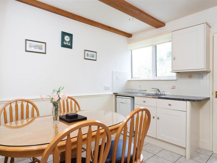 Stone Howe, listing photograph 8
