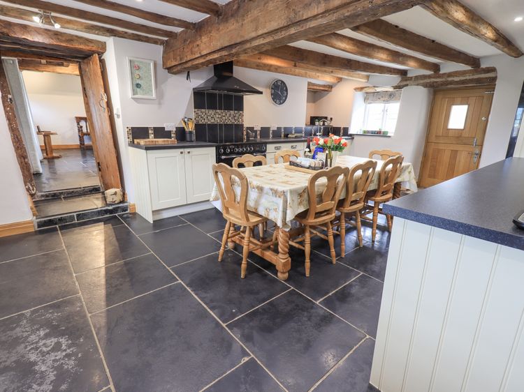 Satterthwaite Farmhouse - Sleep 8, listing photograph 10
