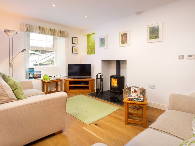 End Cottage, listing photograph 6