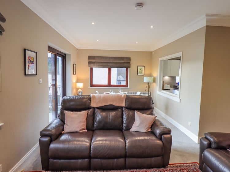 Waterhead Retreat, listing photograph 4