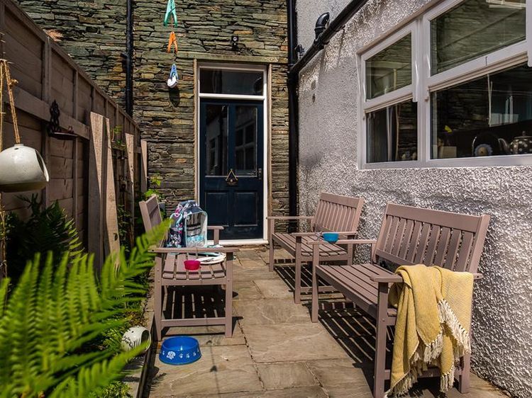 Thirty Blencathra Street, listing photograph 10