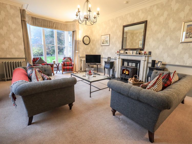 Stepping Stones House, listing photograph 4