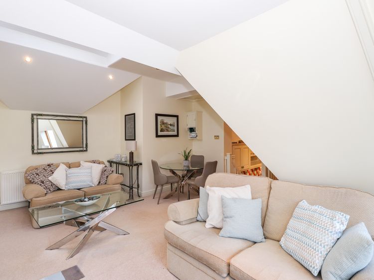 Loughrigg Suite, listing photograph 6