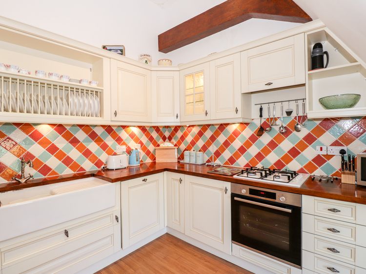 Loughrigg Suite, listing photograph 9