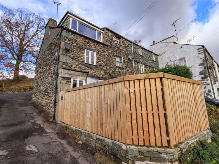 Penny Red Cottage, listing photograph 2