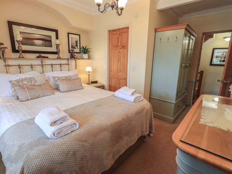 Heron Cottage, listing photograph 10