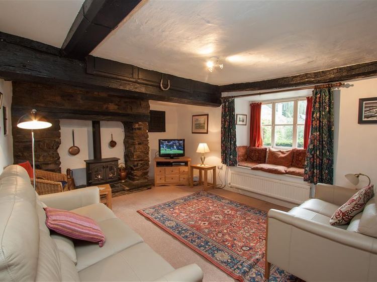 Knotts Farmhouse, listing photograph 3