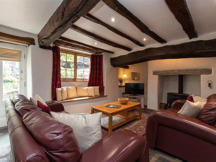 Lowfold Cottage, listing photograph 2