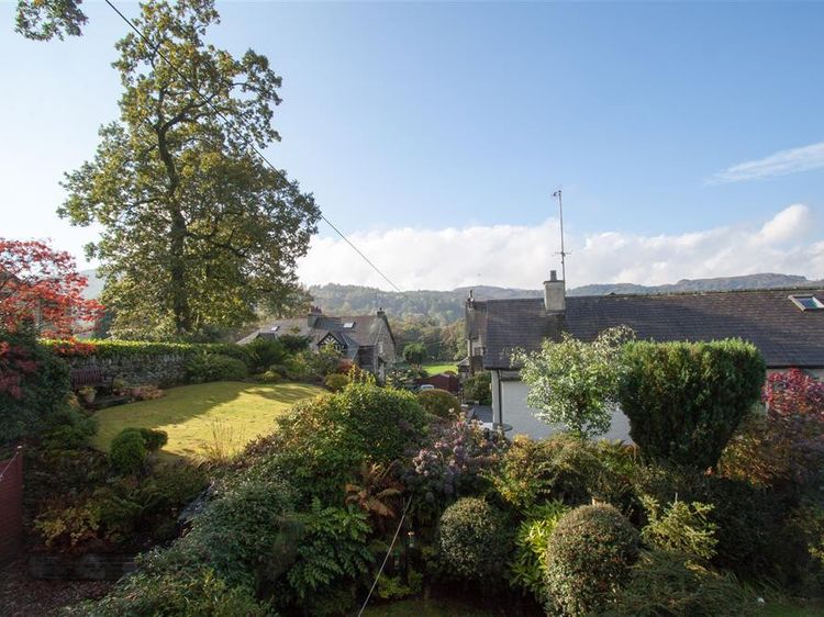 Sunset Cottage, listing photograph 2