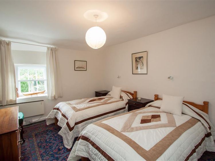 The Old Farm, listing photograph 8