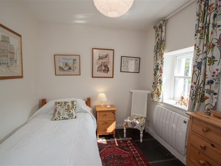 The Old Farm, listing photograph 9