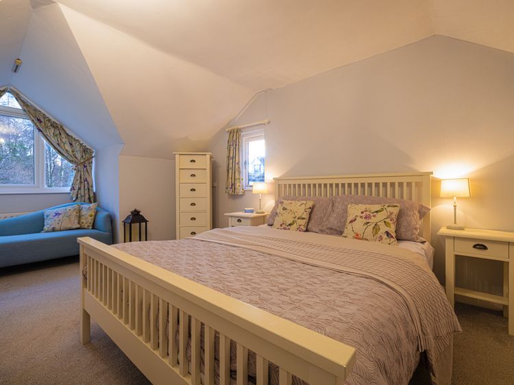 Holly Cottage, listing photograph 8