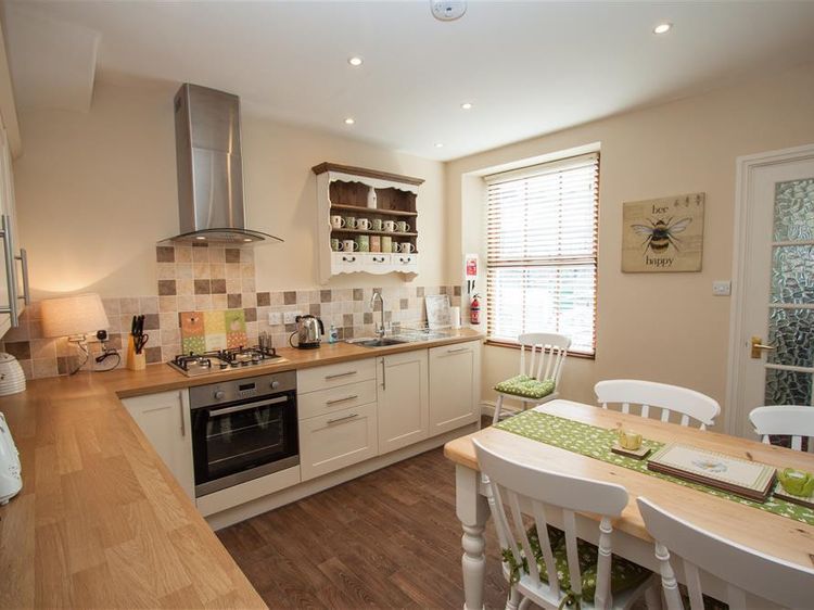 Acorn Cottage, listing photograph 3