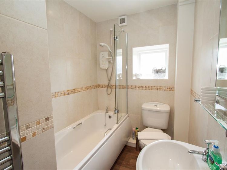 Acorn Cottage, listing photograph 12