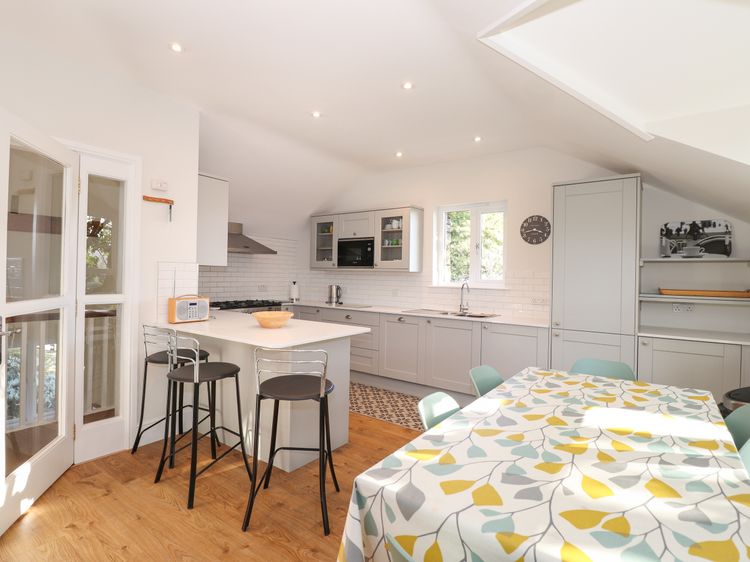 Garden House, listing photograph 7